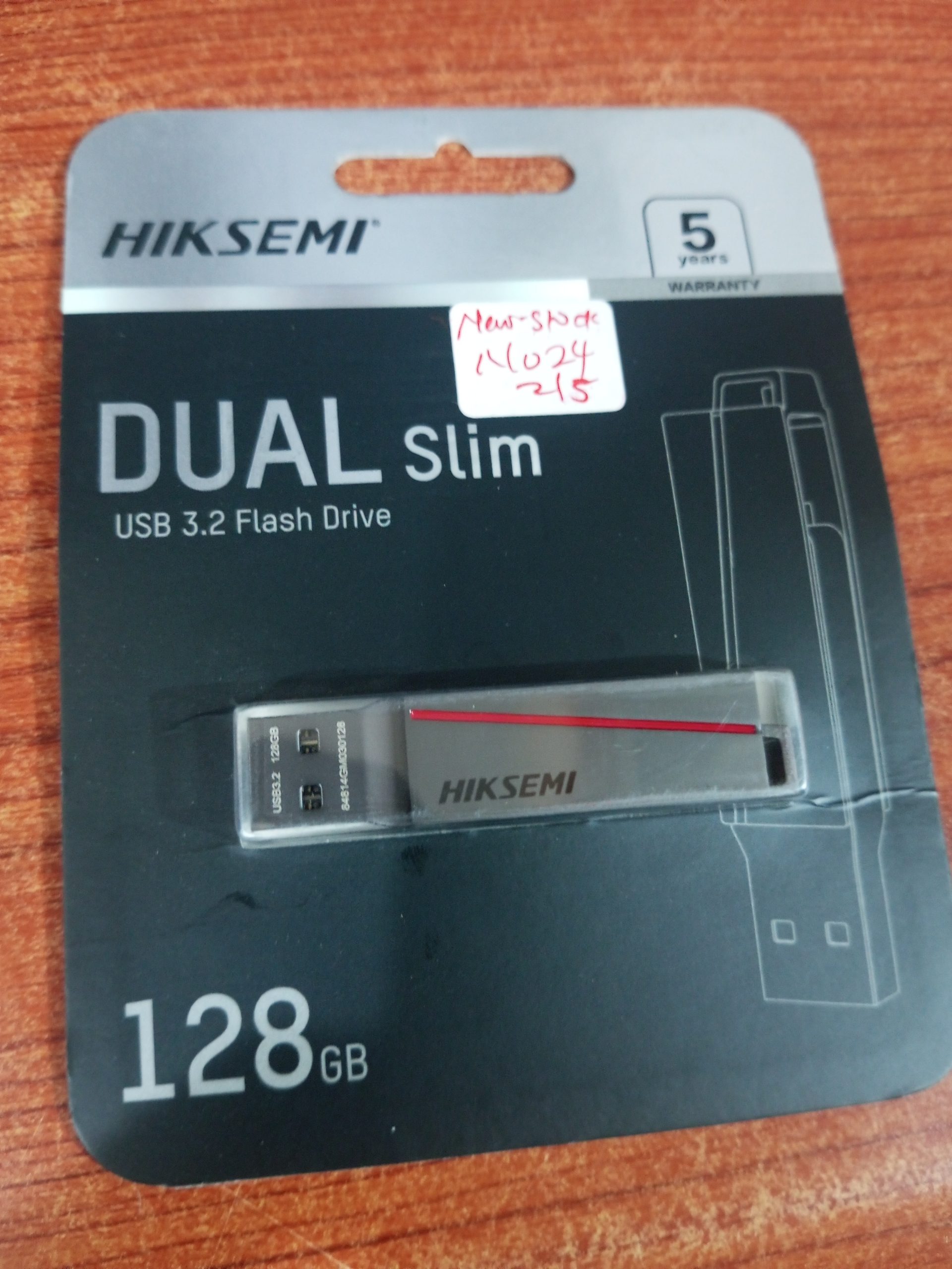 #HiksemiFlashDrive #E307C #USBTypeCFlashDrive #128GBFlashDrive #DualInterfaceFlashDrive #PortableStorage #FastDataTransfer #USBFlashDrive #SlimFlashDrive #TechAccessories #FlashDriveNigeria